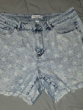 Judy Blue Stars Denim Shorts